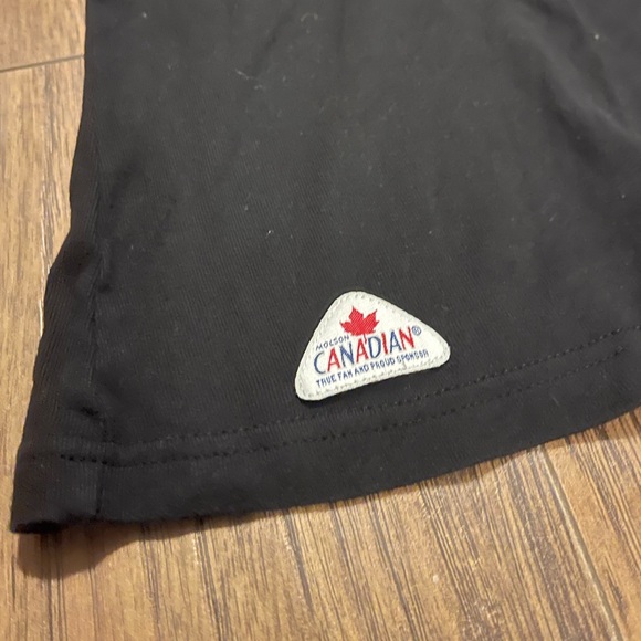 Fitted bartender Molson Canadien lace up V neck T shirt Small embroidered logo - Picture 2 of 4